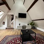 Stylish 2br &1lr Apt, Prime Belgian Location * Ghent
