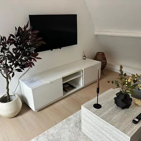 Stylish 2br &1lr Apt, Prime Belgian Location アパート ヘント