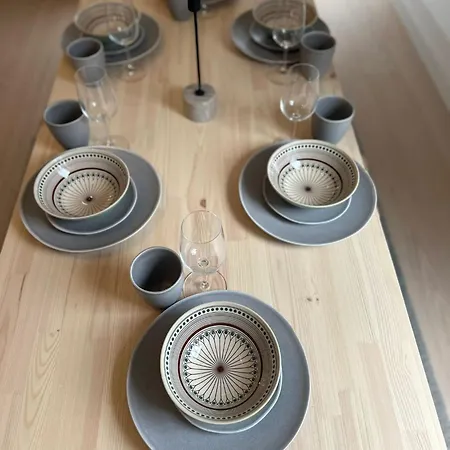 Stylish 2br &1lr Apt, Prime Belgian Location * ヘント