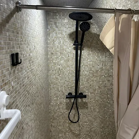アパート Stylish 2br &1lr Apt, Prime Belgian Location