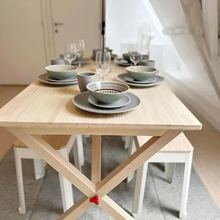 Stylish 2br &1lr Apt, Prime Belgian Location * ヘント